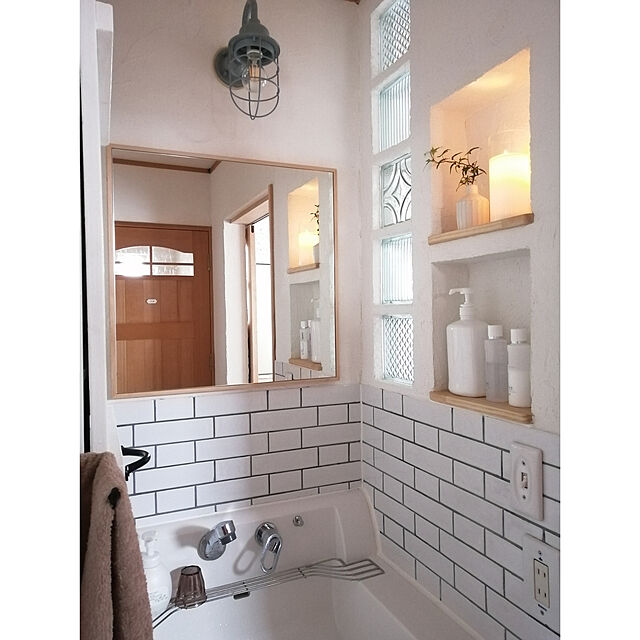 olivierの-サブウェイタイル タイル キッチンタイル 浴室タイル 壁タイル 内装タイル（リヨン 全11色 シート販売）の家具・インテリア写真