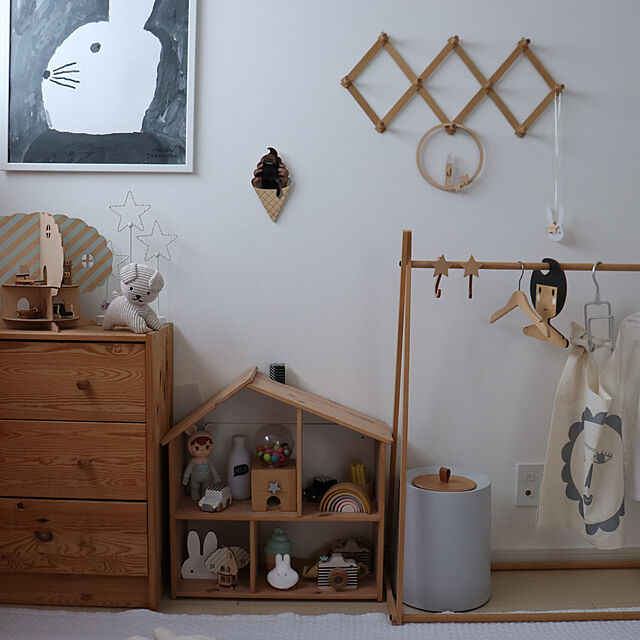 ______________.maの-[Fine Little Day(ファインリトルディ)]　アートポスター　RABBIT WITH SMALL HAT (MOGU TAKAHASHI)の家具・インテリア写真