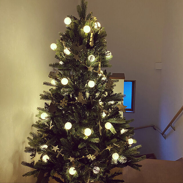 Kyoramunの-クリスマスツリー 180cm 木製オーナメント オーナメントセット オーナメント コットンボール LED ライト 飾り クリスマス ツリー 180 【 120cm ( 120 ) 150cm ( 150 ) もご用意】 新生活の家具・インテリア写真