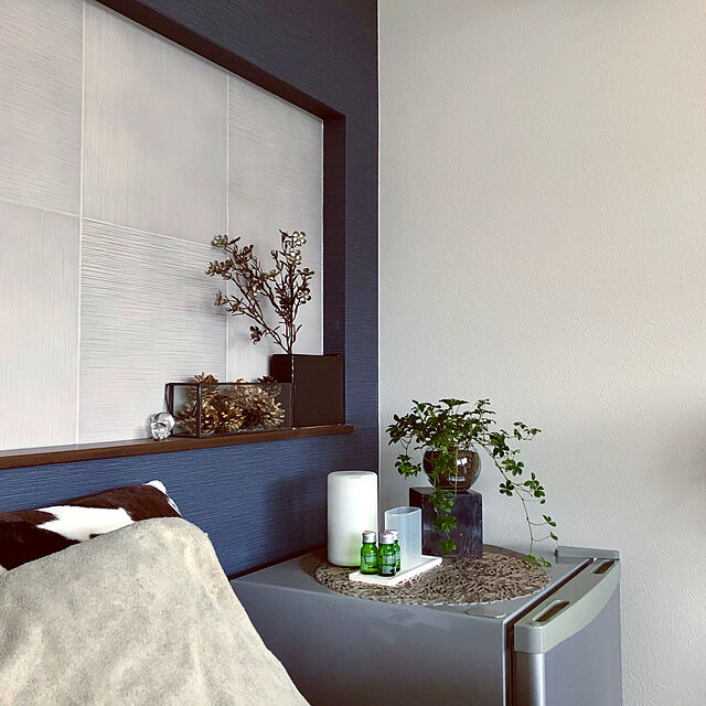 nuruiの-和紙のような格子柄　和の陶器　横長 和風花器 生け花 フラワーベース 和室 プランターポット 生花 玄関 日本 シンプル 単色の家具・インテリア写真