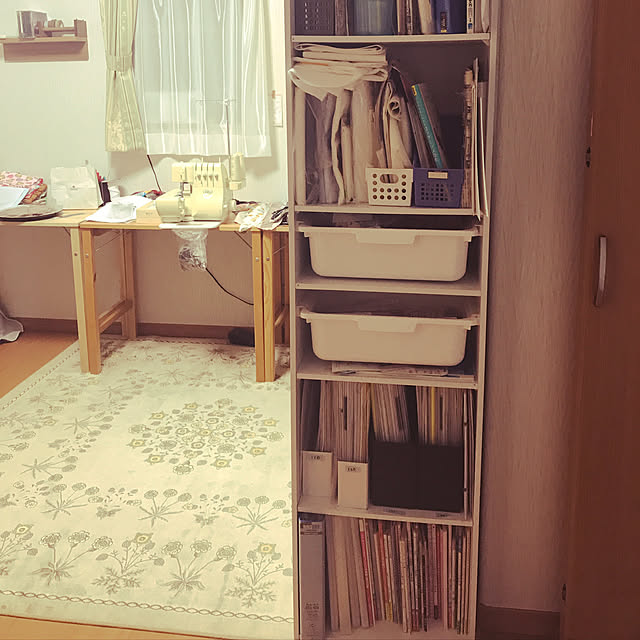 hakumeiの無印良品-無印良品　パイン材テーブル・折りたたみ式　幅80×奥行50×高さ70cm．の家具・インテリア写真