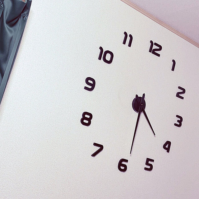 asmのPINZ-掛け時計 手作り DIY ウォールステッカー 壁掛け時計 インテリア オシャレ 時計 壁掛け ローマ数字 壁時計 秒針の音がしない時計 掛け時計 おしゃれ ウォールクロック のための リビングルーム ベッドルーム メイン装飾 ブラックの家具・インテリア写真