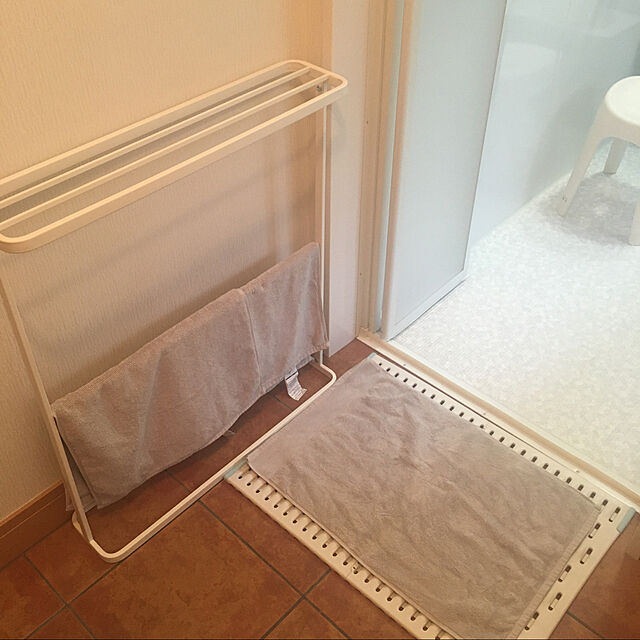 SHANのニトリ-洗いやすいタオル地コットンバスマット(テリー3 35X50 LGY) の家具・インテリア写真