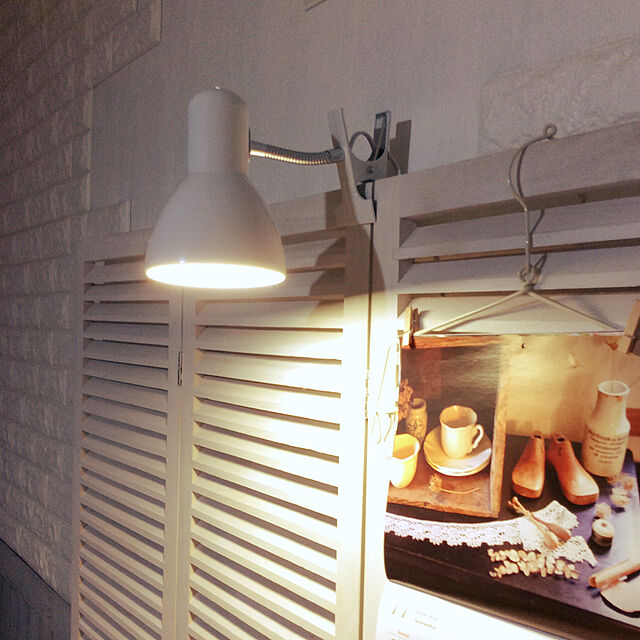 nonの朝日電器-クリップライト SPOT-BLNE26C(PW) ELPA [クリップライト　簡易照明]の家具・インテリア写真