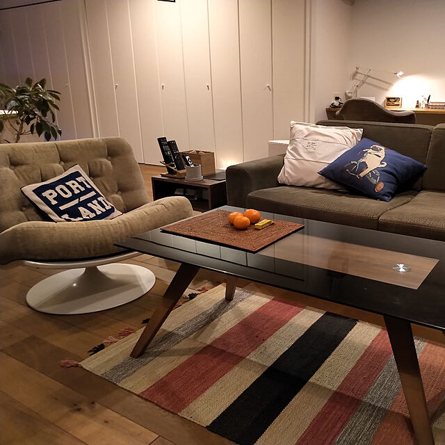 jyonの-LYON SOFA 2P(リヨンソファ2P) journal standard Furniture(ジャーナルスタンダードファニチャー) カラー(カーキ・ベージュ)の家具・インテリア写真