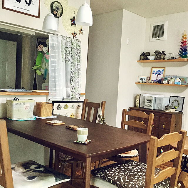 chiiyanのニトリ-フロアクッション・座布団カバー(リーブズ BR) の家具・インテリア写真