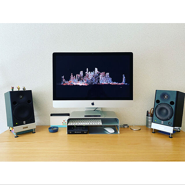 babyoncemoreのMistral-Mistral デスクトップスピーカースタンド (ペア) DSS1620Sの家具・インテリア写真