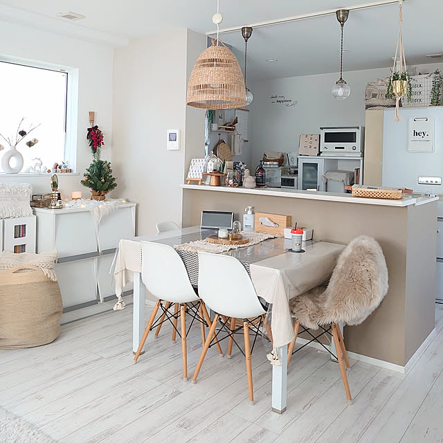 写真付きレビュー 壁紙 グレージュ のり付き 無地 壁紙 クロス 12柄から選べる 1m単位 切り売り 生のりつきだから届いてすぐ貼れる 国産壁紙 貼り替え リフォーム グレー ベージュ アッシュ ブラウン 壁紙屋本舗の通販商品 口コミ情報 Roomclipショッピング