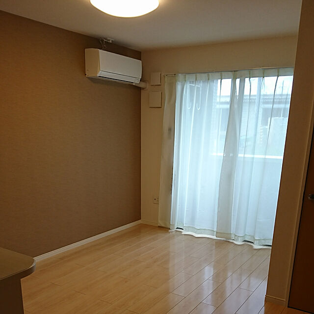 Yurikoのニトリ-遮熱・遮像・ミラーレースカーテン(アラン 100X108X2) の家具・インテリア写真