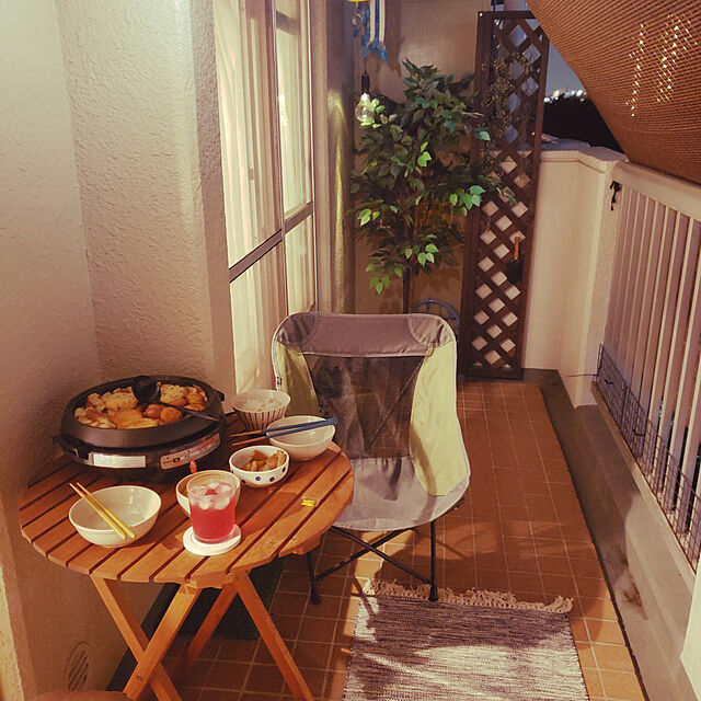 sanoaの-ドウシシャ（DOSHISHA） LUODA ムーンチェア DO-20DO06 椅子 イス アウトドア 折りたたみ メッシュ生地の家具・インテリア写真