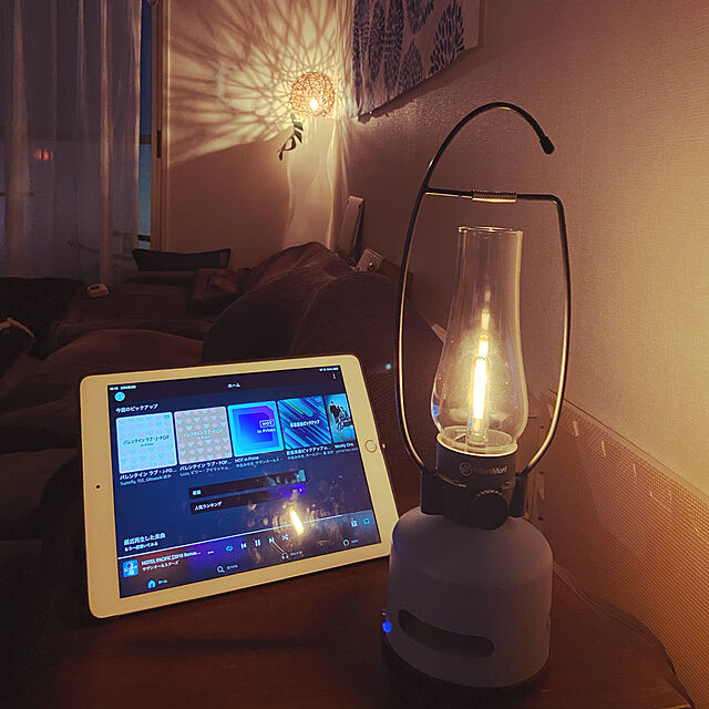 alexantaの-LED ランタンスピーカー アウトドア キャンプ LEDライト 懐中電灯 Bluetoothスピーカー 電池充電式 選べる7色 ガラスシェード 98800の家具・インテリア写真