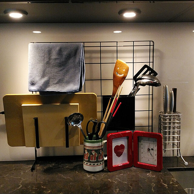 okapinの山崎実業-山崎実業 自立式メッシュパネル用 布巾ハンガー towerの家具・インテリア写真