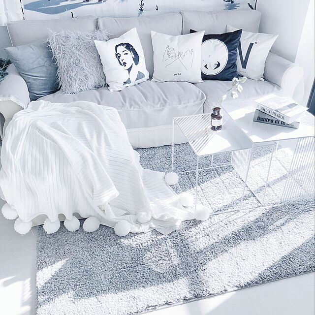 Miahのニトリ-布張りカウチソファ(カーシーKD LGYクッションツキ) の家具・インテリア写真