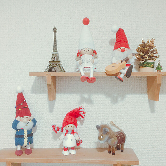 tomora1128の-NORDIKA nisse ノルディカ ニッセ クリスマス 木製人形（ギターを持ったサンタ／ホワイト／NRD120069) 【北欧雑貨】の家具・インテリア写真
