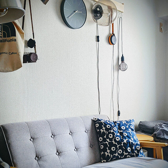 oorkjhrの-マリメッコ クッションカバー 45×45cm（marimekko） ミニウニッコ　ベージュ×ダークブルーの家具・インテリア写真