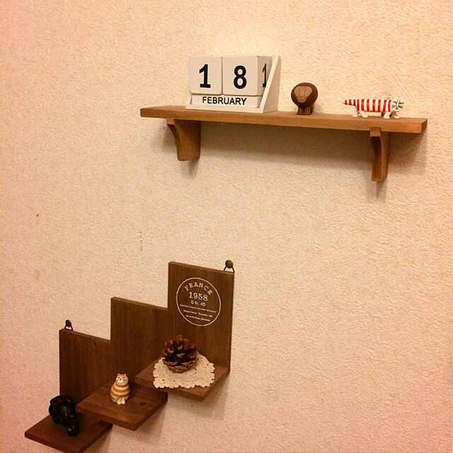 TAMAの-salut!(サリュ) ウッドステアーズラックBR ブラウンの家具・インテリア写真