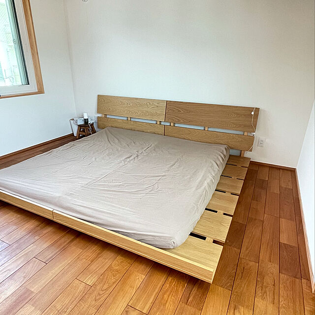 KCFSARのニトリ-シングル/セミダブルベッドフレーム(フレイ LBR) の家具・インテリア写真