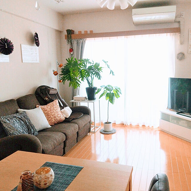 yu-kariのイケア-VITTSJÖ ヴィットショー ラップトップスタンドの家具・インテリア写真
