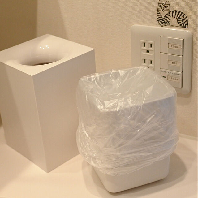rakudaの岩谷マテリアル-ダストボックス レットー RETTO ごみ箱 ゴミ入れ コンパクト 袋 隠せる 見えない ホワイト シンプル 日本製 岩谷マテリアル RETDB Wの家具・インテリア写真