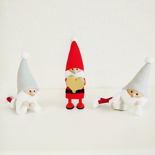 miyuの-クリスマス置物　北欧雑貨　エストニア NORDIKA nisse　ノルディカニッセ　Wish Upon a Star Series 　ひとやすみサンタ　星に願いを　NRD120676の家具・インテリア写真