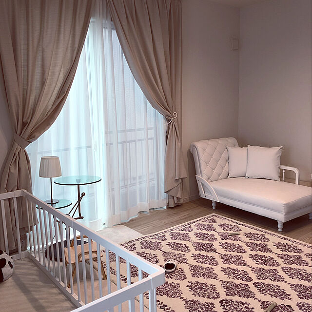 teahのニトリ-ウィルトン織りラグ(Rアルファ 200X290) の家具・インテリア写真