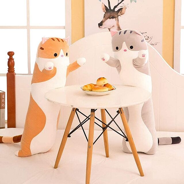 aiojapanの-枕 抱き枕 細長 猫 クッション 特大 1.1m グレーorブラウン 動物 アニマル かわいい チャーミング おもちゃ 誕生日 クリスマス ギフトの家具・インテリア写真