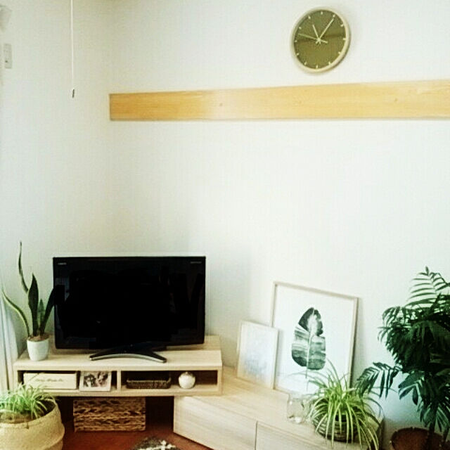 reonの-salut!(サリュ) ウッドフレーム時計 グリーンの家具・インテリア写真