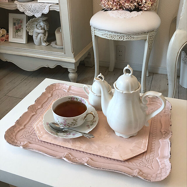 MELOの-【エーデル_ティーポット】　600cc　/　紅茶ポット 陶磁器 陶器 ホワイト かわいい おしゃれの家具・インテリア写真