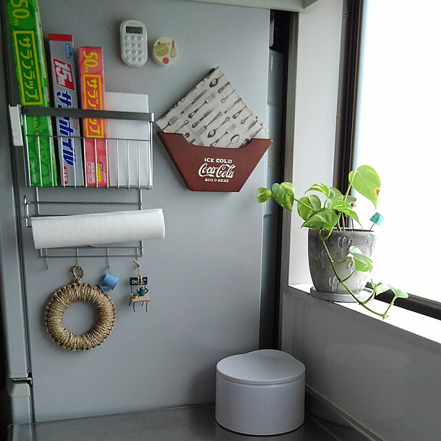 Renのideaco (イデアコ)-ideaco(イデアコ) ゴミ箱 フタ付き ホワイト 2.2L TUBELOR flat20(チューブラー フラット20)の家具・インテリア写真