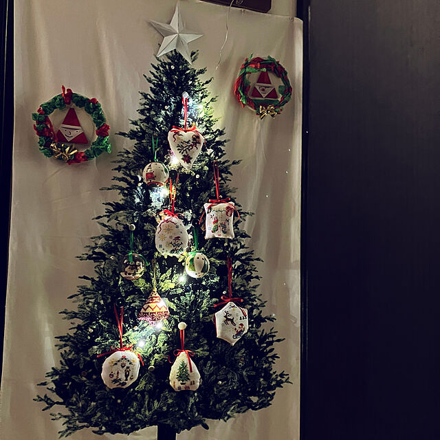 koshiregutyoの-クロスステッチ キット クロスステッチの贈り物 クリスマスオーナメントキット ポインセチアと青い鳥 342737-5 Anchor 刺しゅう キット クリスマス オーナメント 金亀 kkmの家具・インテリア写真