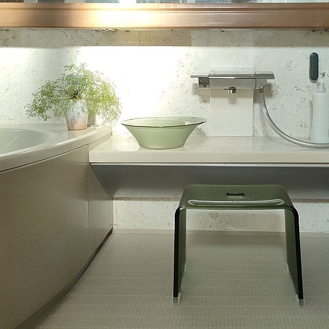hana-のオカ-Ｄナチュレ バスチェア・バスボウル（風呂イス、洗面器）の家具・インテリア写真