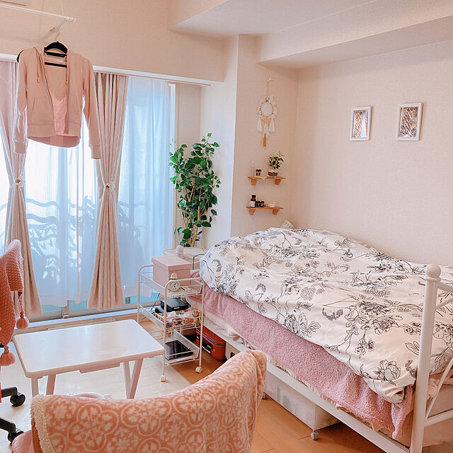 raduの小栗-メリーナイト　ニューマイヤー毛布　シングルサイズ　ヒュピネス/ふんわりシープボアの家具・インテリア写真