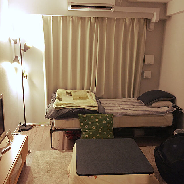 makocheeeeeenのニトリ-フロアクッション・座布団カバー 2枚セット(シボリ2 ウグイス) の家具・インテリア写真