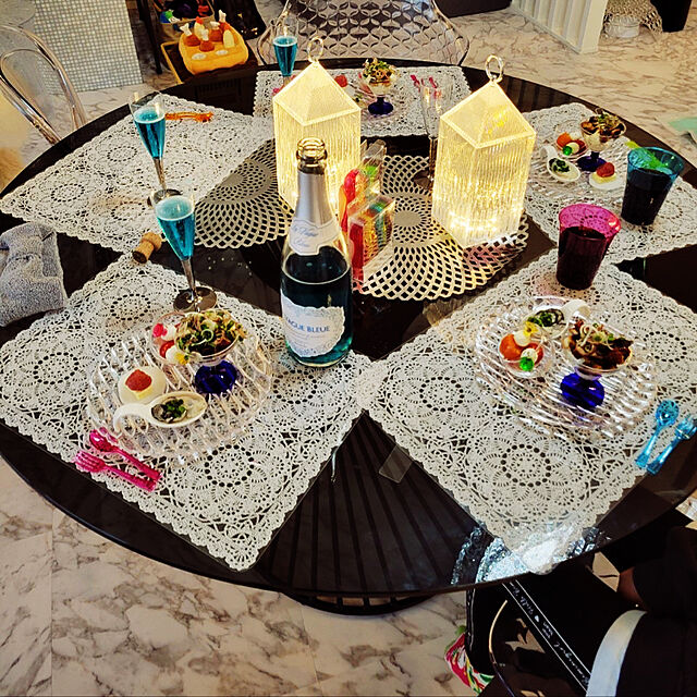 nackeyの-Mozaik カラフル ミニフォーク 48本入り（6色×8本）プラスチックフォーク パーティー食器 プラスチック製 使い捨て ケータリング パーティー食器 おしゃれ ホームパーティー 女子会 BBQの家具・インテリア写真