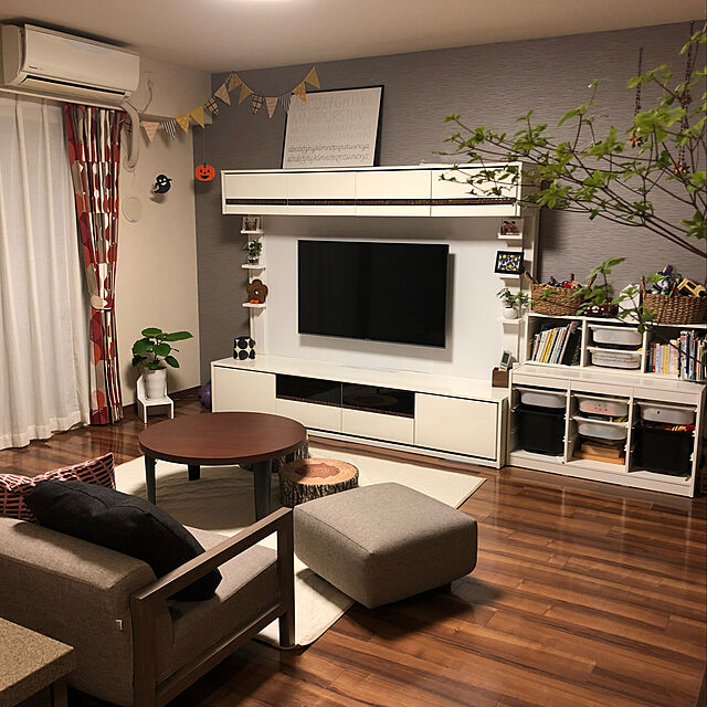 troisのニトリ-メガネ・リモコンスタンド(ナチュラルウッドBR) の家具・インテリア写真