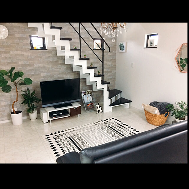 erinanaforの-umbra/アンブラ プリズマミラーの家具・インテリア写真