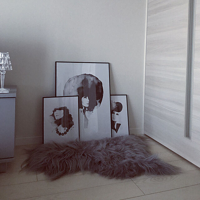 snugの-【在庫限り】【再入荷なし】 Magdalena Tyboni Design　ポスター/アートプリント　50 x 70 cm　Woman with big haircutの家具・インテリア写真
