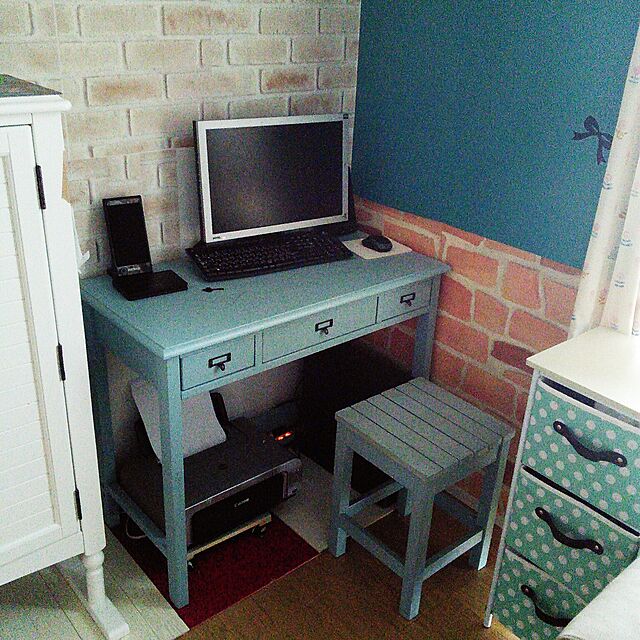 pouの-mam （マム） sage desk (セージデスク) 910×450×720mm ブルーの家具・インテリア写真