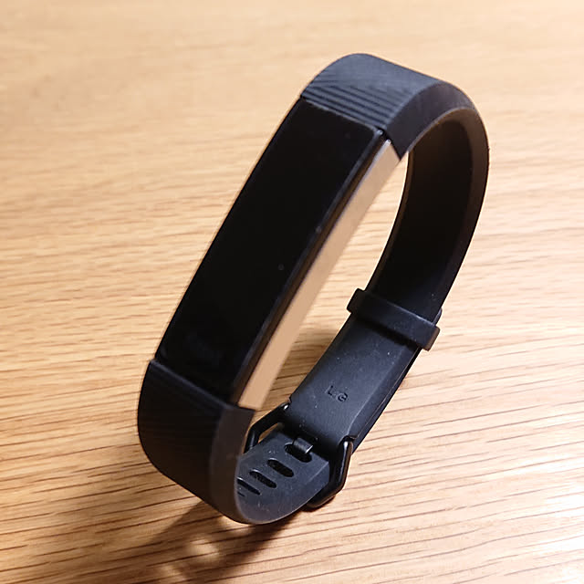 Fitbit AltaHR フィットネストラッカー Alta HR Black Lサイズ