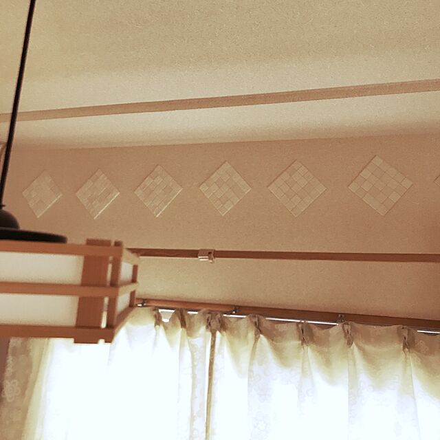 awoの-簡単突っ張り窓枠室内物干しの家具・インテリア写真