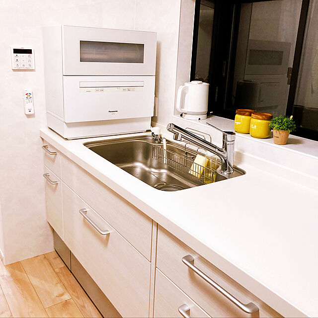 mizozoの-NP-TH4-W パナソニック 食器洗い乾燥機（ホワイト） 【食洗機】【食器洗い機】 Panasonic [NPTH4W]の家具・インテリア写真