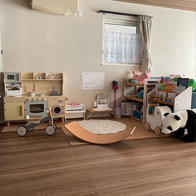 写真付きレビュー Lifeit おもちゃ 収納 ラック おしゃれ こどもと暮らしオリジナル Milk お片付けラック お片付け 木製 絵本棚 トイラック 絵本 棚 ナチュラル インテリア コンパクト ウッドラック あす楽対応 の通販商品 口コミ情報 Roomclipショッピング