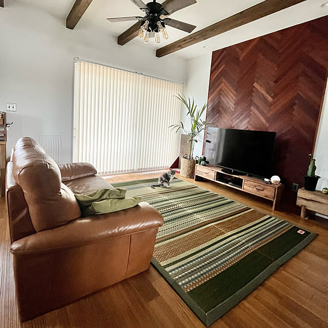 yoshibuのニトリ-2人用本革ソファ(NZ637KD BR) の家具・インテリア写真