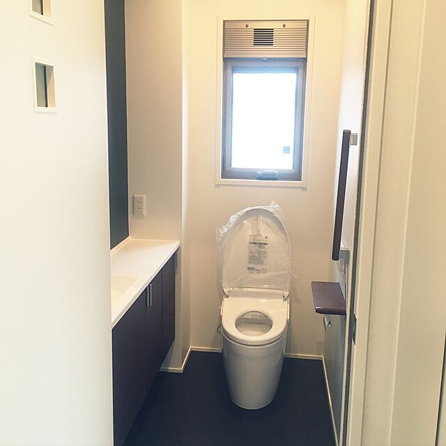 YoshimiのTOTO-TOTO ネオレスト AH1 標準リモコン ホワイト CES9787#NW1 (床排水心 200mm・隠ぺい給水)の家具・インテリア写真