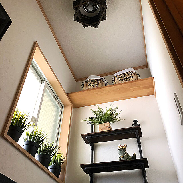 kaerucoの-置物 カエル クラウンカエル BOW レジン製カエルの置物 カエルグッズ アンティークテイストの家具・インテリア写真
