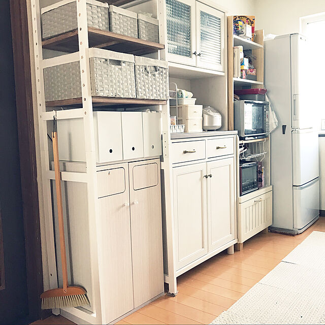Rseatakoの萩原-HAGIHARA(萩原) 冷蔵庫ラック(ナチュラル/ ホワイト・幅56×奥行40×高さ171cm) MCC-5043NWS 返品種別Aの家具・インテリア写真