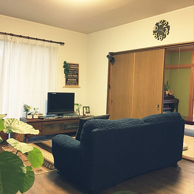 yu-ka-naのニトリ-アームつきソファ用 ストレッチカバー3人掛け(Nフィット3P NV) の家具・インテリア写真
