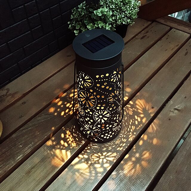 sayumamaのイケア-ＩＫＥＡ/イケア　SOLVINDEN　LED太陽電池式テーブルランプ/円錐形30 cm　グレーの家具・インテリア写真