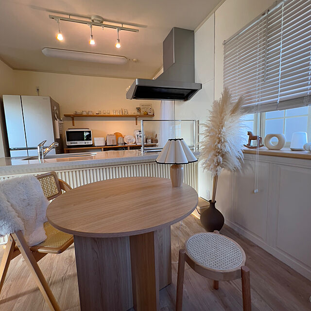 hamuの-レトロウッドラウンドテーブル R1542 キッチン リビング 食卓 円卓 丸テーブル 円形 おしゃれ かわいいの家具・インテリア写真