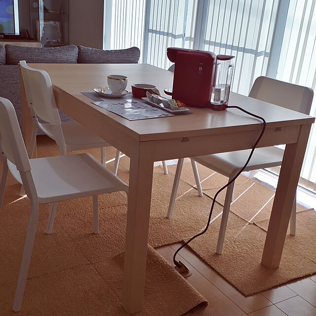maro38のイケア-IKEA ( イケア ) BJURSTA ビュースタ 伸長式テーブル, オーク材突き板 (140/180/220x84cm) (001.616.63)の家具・インテリア写真